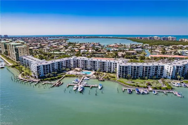 Marco Island, FL 34145,1085 Bald Eagle DR A207