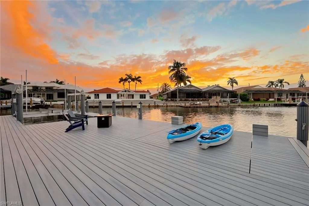 230 Geranium CT, Marco Island, FL 34145