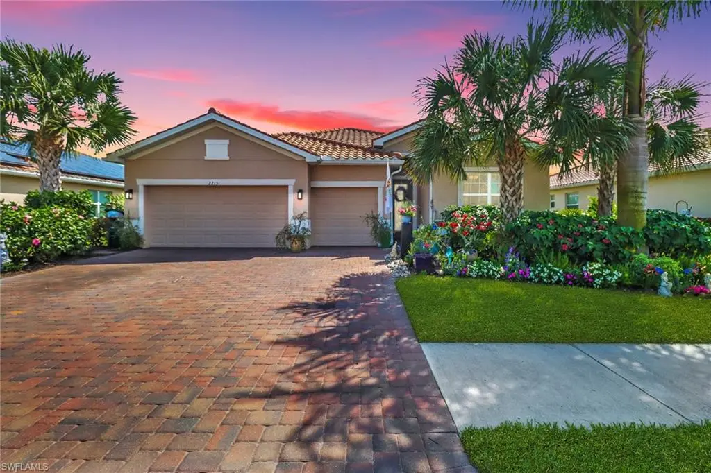 2215 Vermont LN, Naples, FL 34120