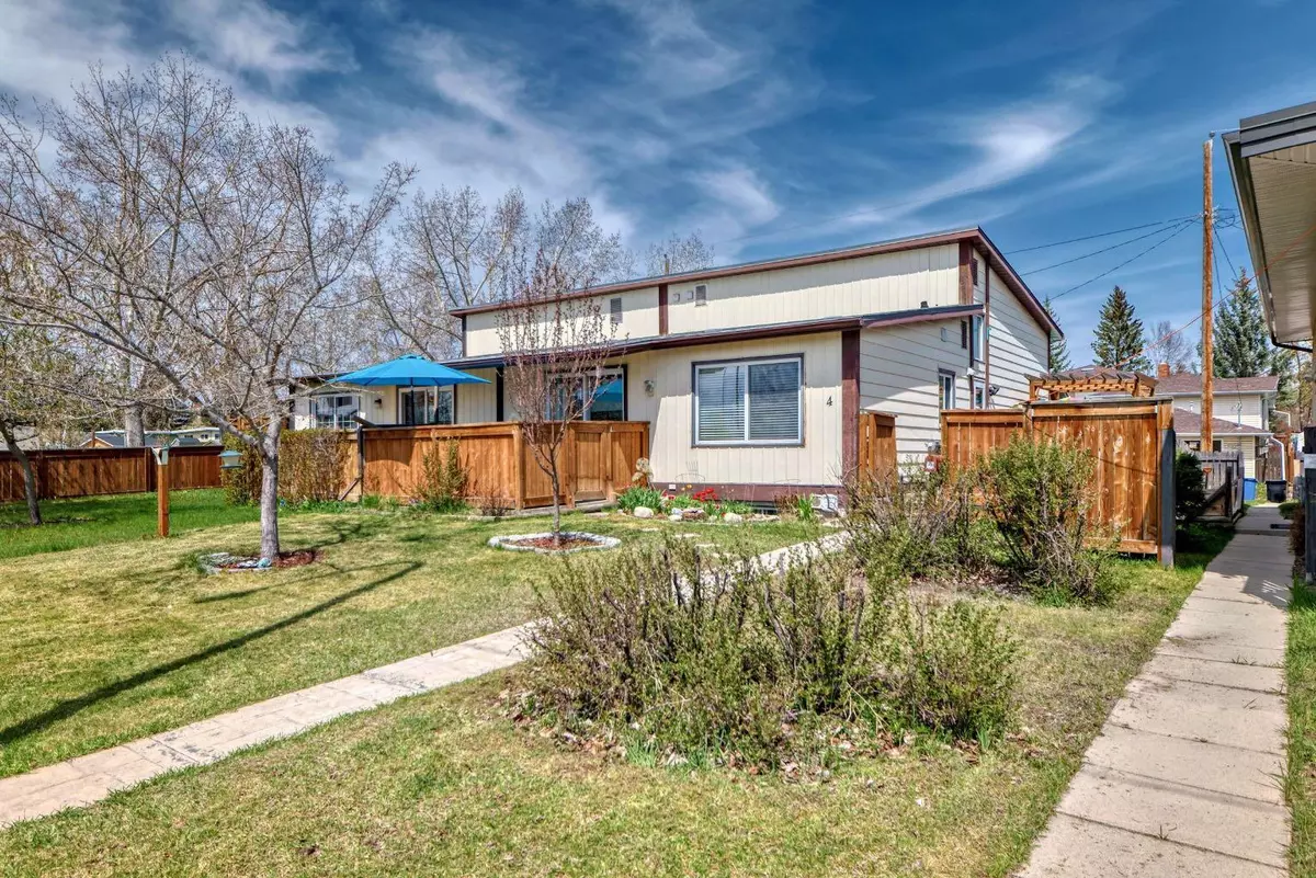 Calgary, AB T3B 2X8,4 Silver Springs DR NW