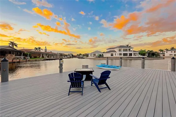 230 Geranium CT, Marco Island, FL 34145