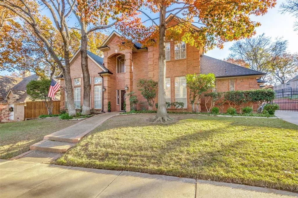 Keller, TX 76248,922 Ridge Court