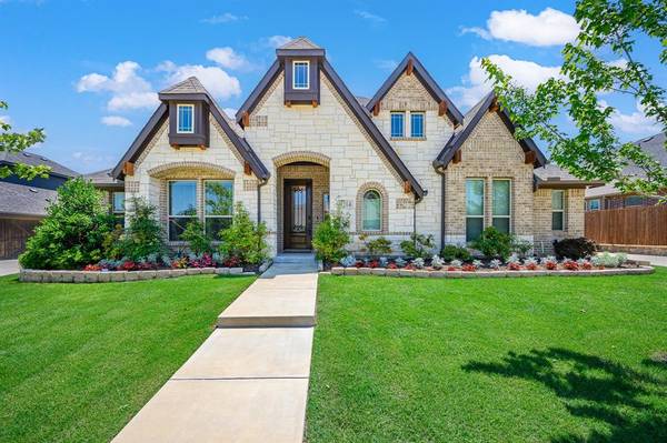 4214 Dandelion Lane,  Midlothian,  TX 76065