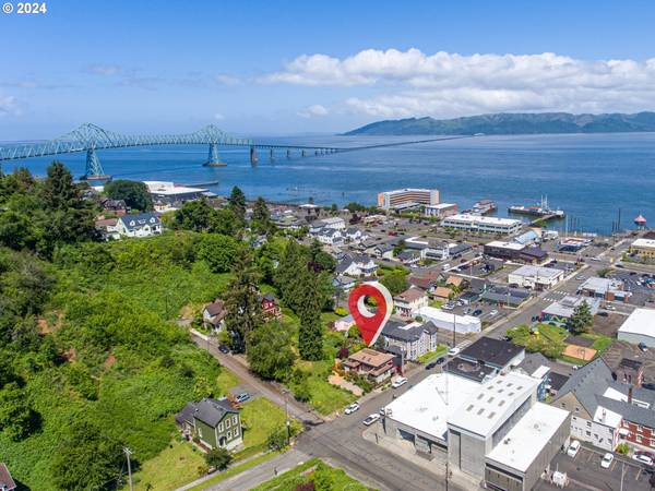 Astoria, OR 97103,359 6th St