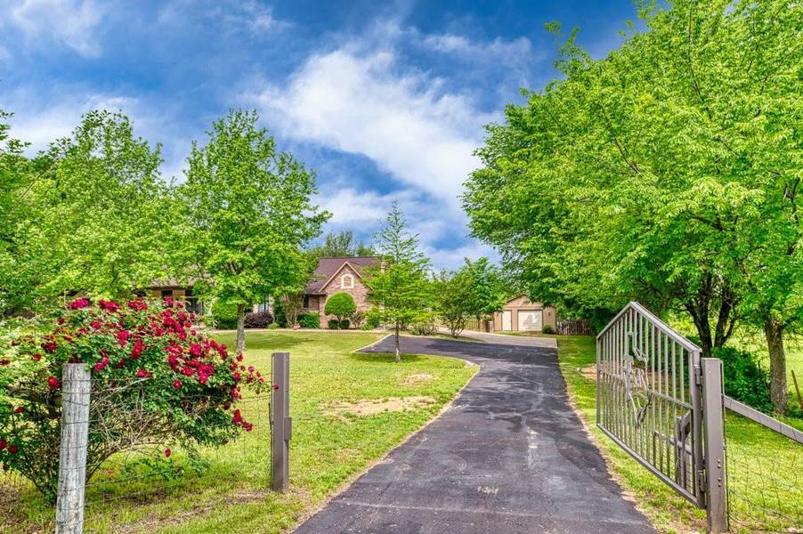 3301 County Road 531, Burleson, TX 76028