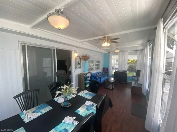 137 Enchanting BLVD, Naples, FL 34112