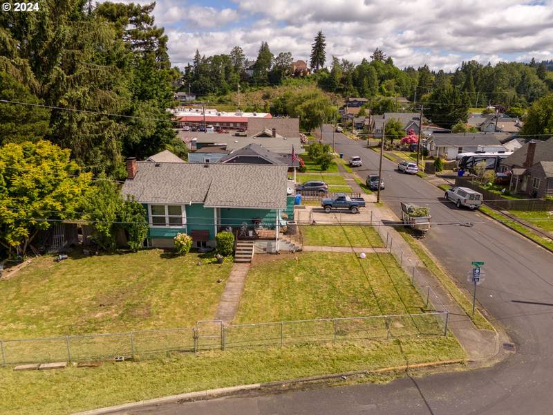 721 ASH ST, Kelso, WA 98626