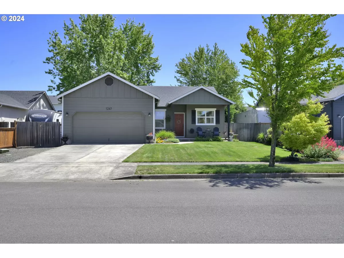 Eugene, OR 97402,1247 PEETS CT