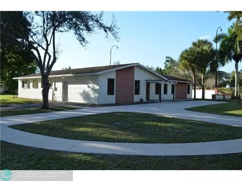 21 SW 63rd Ave, Plantation, FL 33317