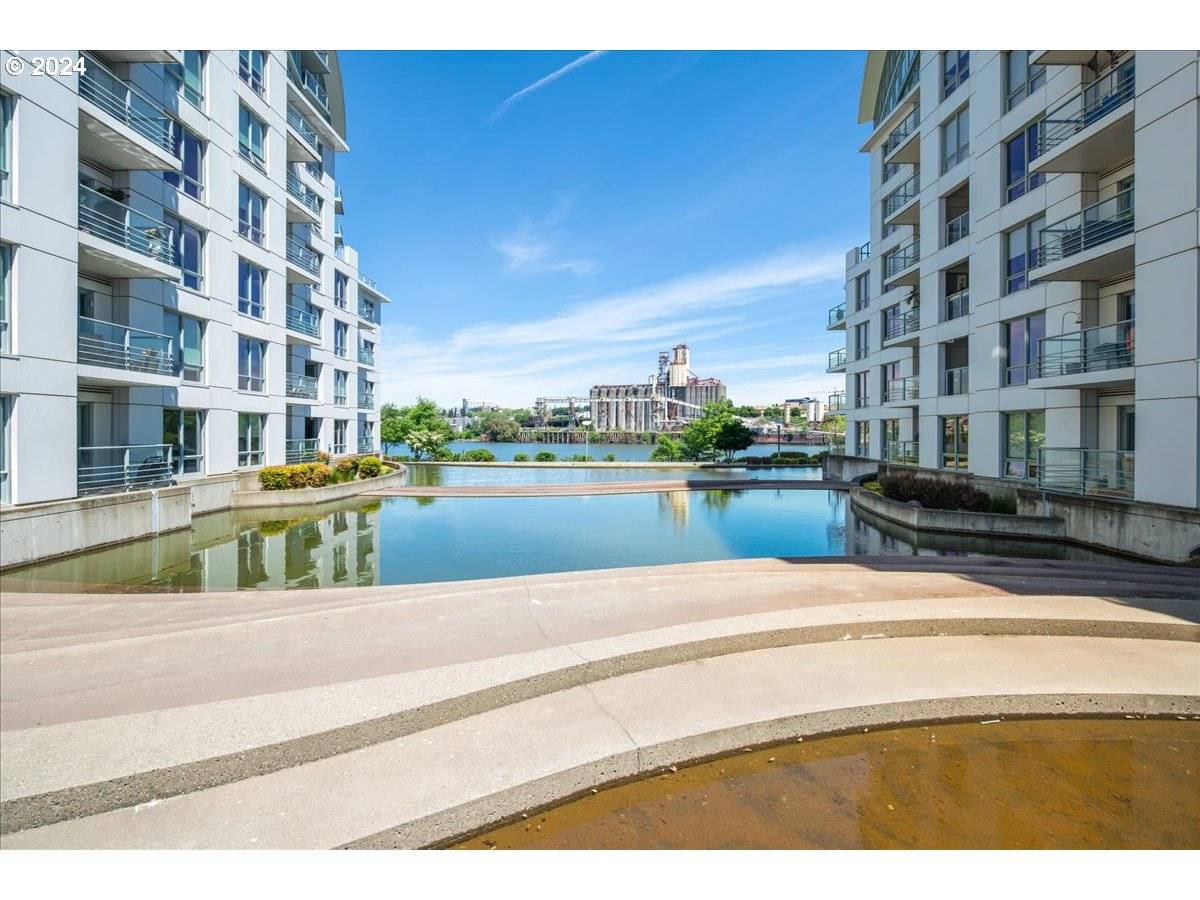 1260 NW NAITO PKWY #211B, Portland, OR 97209