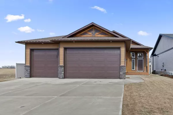 Olds, AB T4H 0G2,42 Viceroy CRES