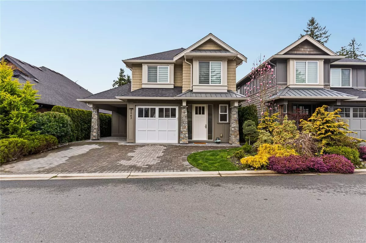 Central Saanich, BC V8M 1K1,8043 Huckleberry Crt