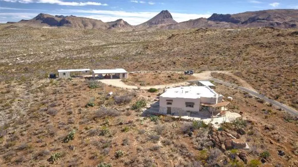 650 Chapman Way, Terlingua, TX 79852