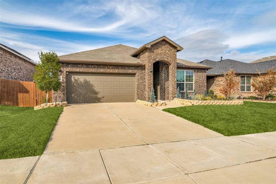 2932 Montrose Trail, Forney, TX 75126