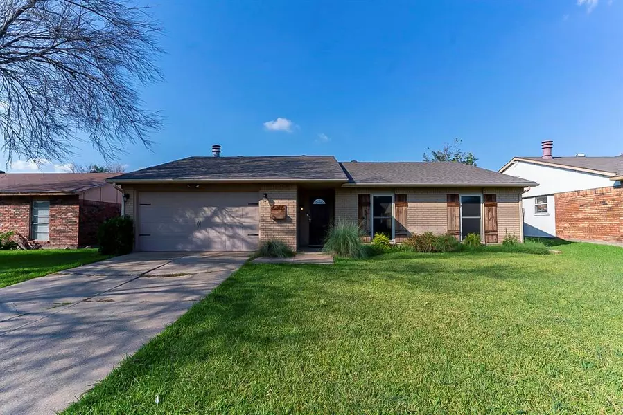 5305 Gibson Drive, The Colony, TX 75056