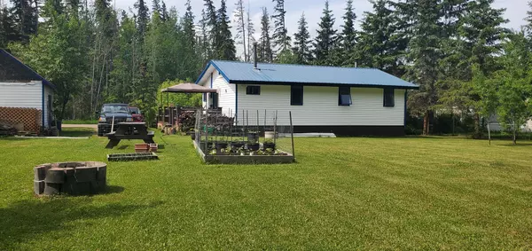 Rural Lac La Biche County, AB T0A 2T0,15538 Old Trail #425