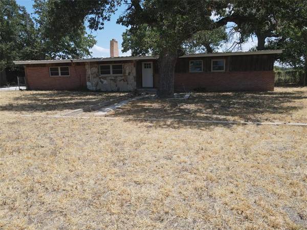 651 County Road 403, Comanche, TX 76442