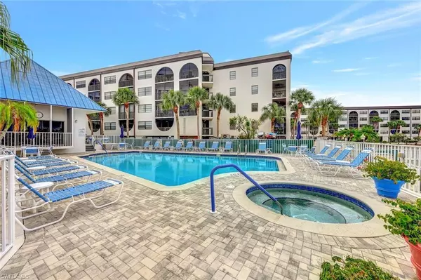 Marco Island, FL 34145,991 Barfield DR 205