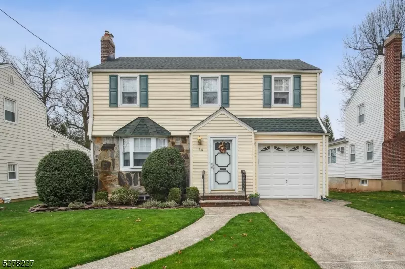 24 Fairway St, Bloomfield Twp., NJ 07003