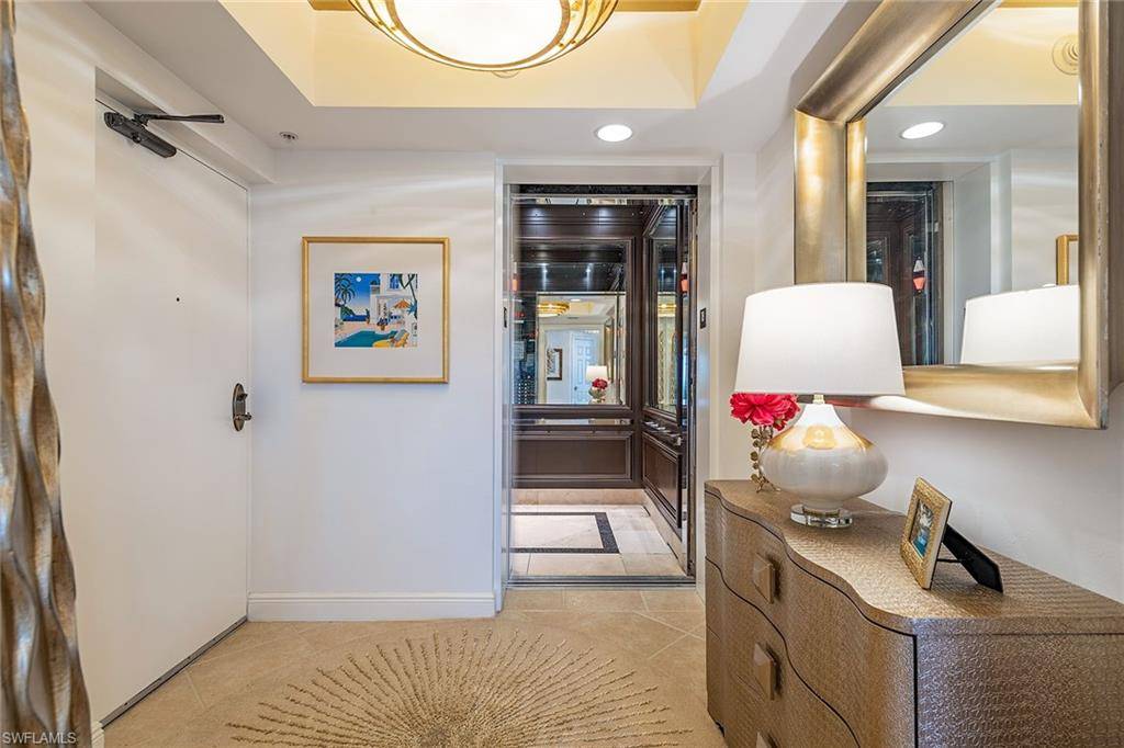 Naples, FL 34114,1065 Borghese LN 1806