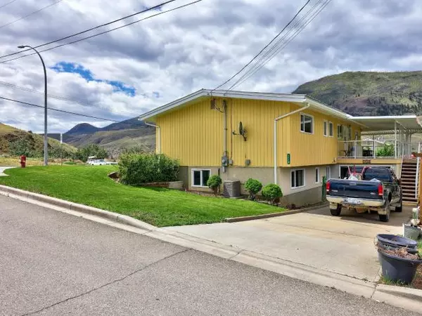 Cache Creek, BC,1118 MACLEAN DRIVE