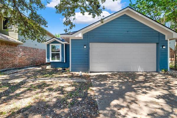 3803 Clover Hill Lane, Carrollton, TX 75007