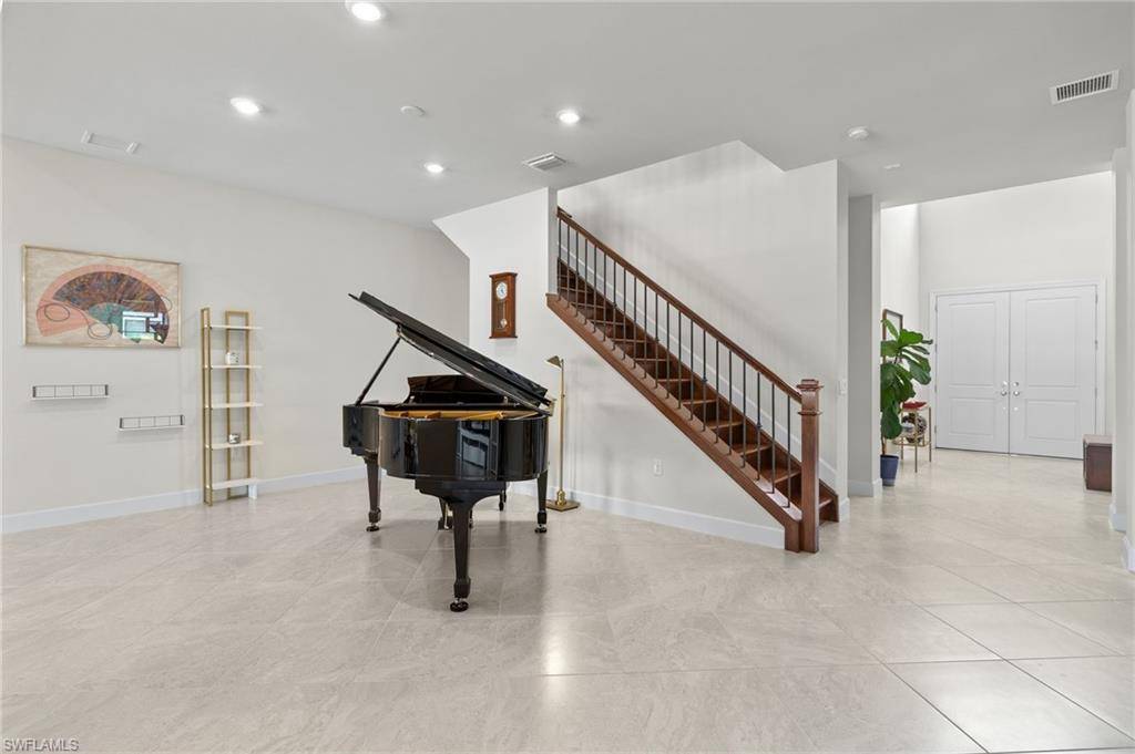 Fort Myers, FL 33913,19098 Aqua Shore DR