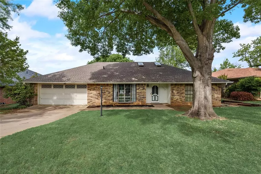 2310 Sahara Drive, Arlington, TX 76012