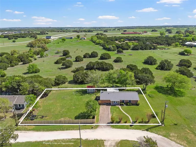 386 Quarter Horse Road, Whitney, TX 76692