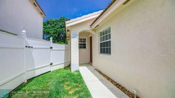 Boynton Beach, FL 33436,7032 Chesapeake Cir