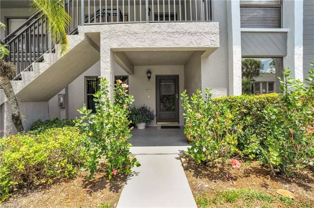 Naples, FL 34116,1215 Commonwealth CIR D102