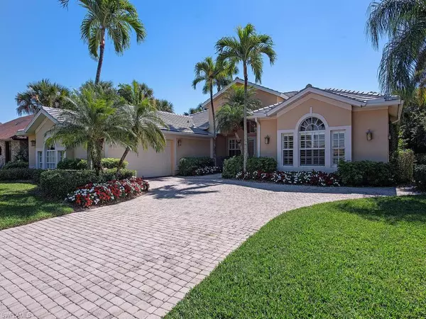 Naples, FL 34102,250 Golf DR