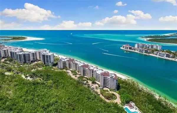 Marco Island, FL 34145,4000 Royal Marco WAY 422