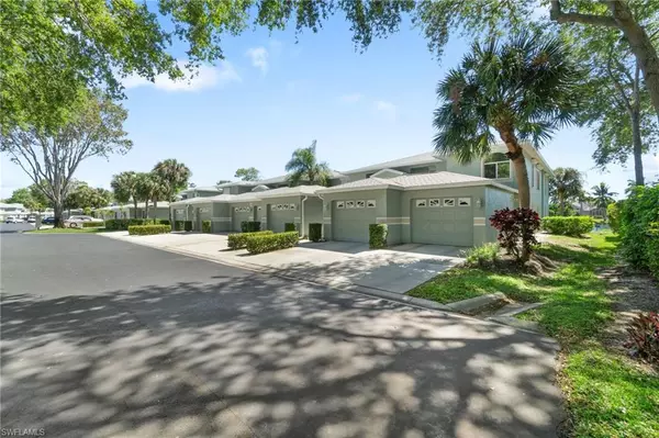 Naples, FL 34104,850 New Waterford DR P204