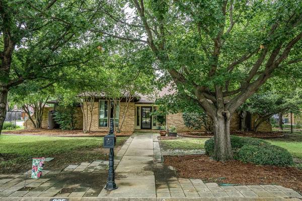 205 Windy Court, Highland Village, TX 75077