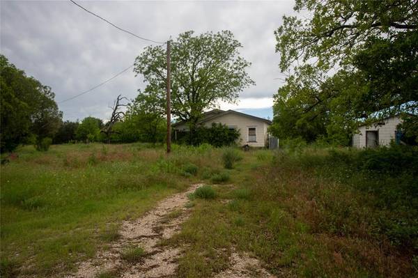 9420 Paluxy Circle, Bluff Dale, TX 76433