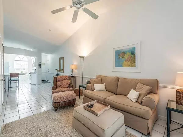 Bonita Springs, FL 34134,3940 Leeward Passage CT 205