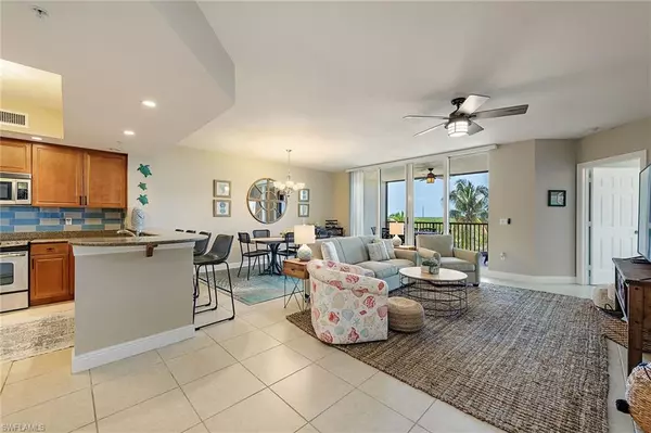 Naples, FL 34114,1065 Borghese LN 304