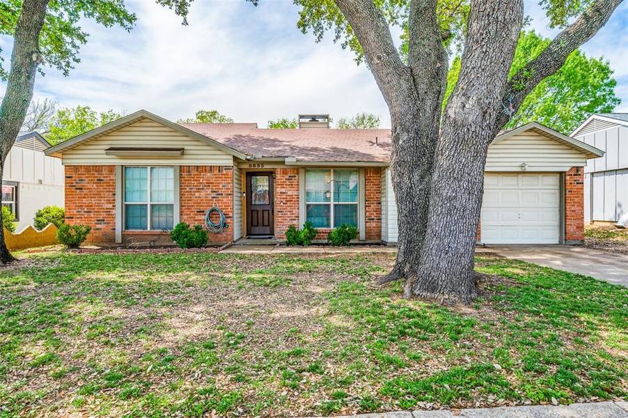 5653 Whitley Road, Haltom City, TX 76148