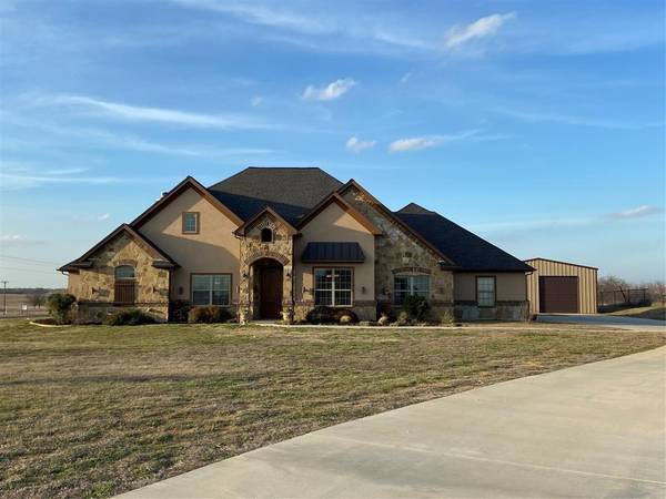 6232 High Meadows Dr, Krum, TX 76249