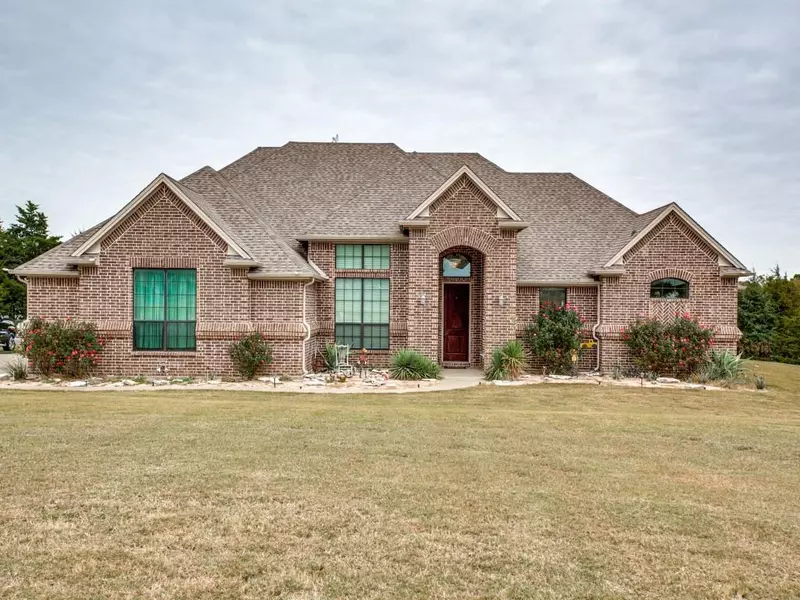 140 Stone Field Court, Waxahachie, TX 75167