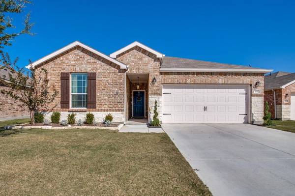 106 Waxberry Drive, Fate, TX 75189