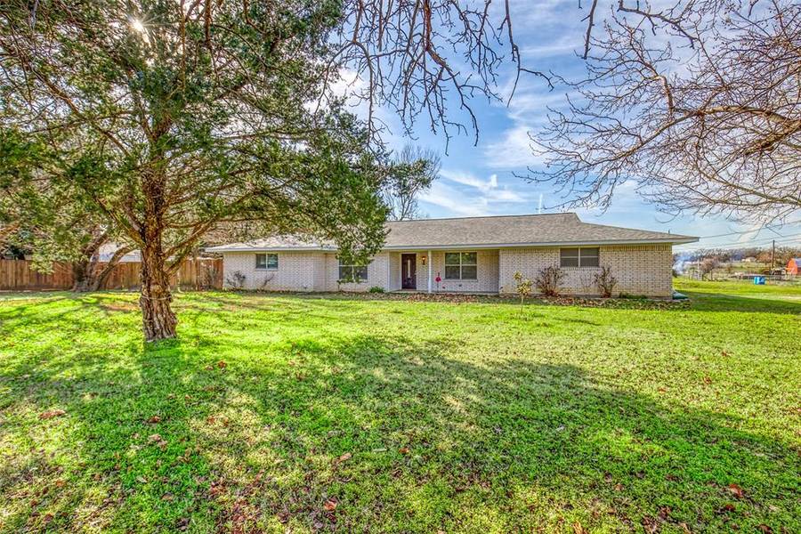 4696 Eden Road S, Mansfield, TX 76063