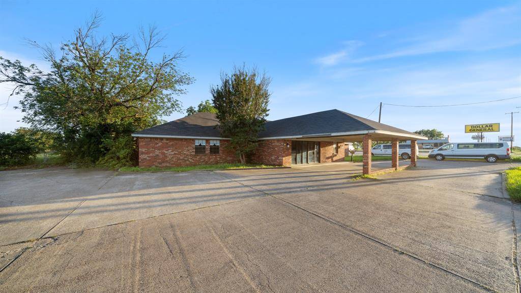 1409 W South Commerce Street, Wills Point, TX 75169