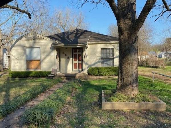 853A 17th Street SE,  Paris,  TX 75460