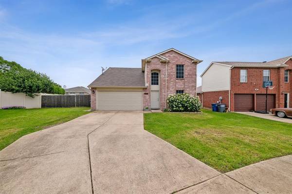 1037 Lake Trail Drive,  Little Elm,  TX 75068