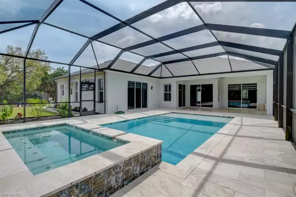 Naples, FL 34116,5655 Cedar Tree LN