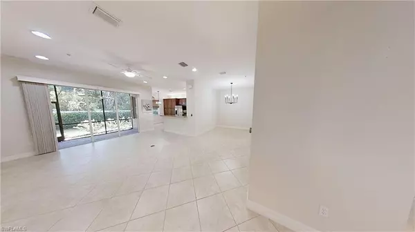 6502 Monterey PT 103, Naples, FL 34105