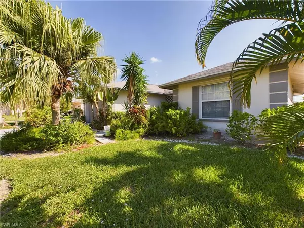 Naples, FL 34112,120 Bordeaux CIR