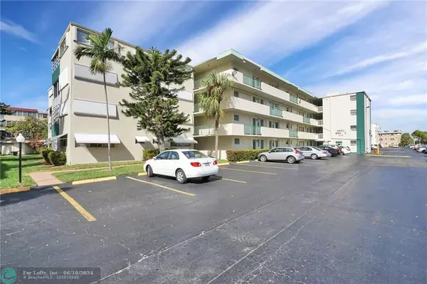 1333 E Hallandale Beach Blvd  #103, Hallandale, FL 33009